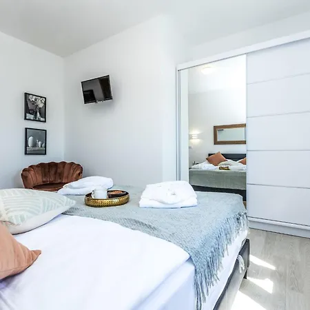 Sime By Interhome * Vlasnovic